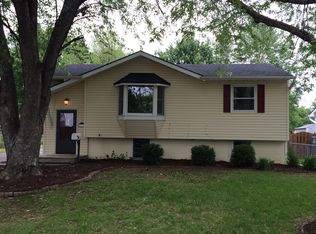 12746 C St, Omaha, NE 68144