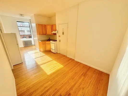 Rented by GreenVill Real Estate LLC | media 2