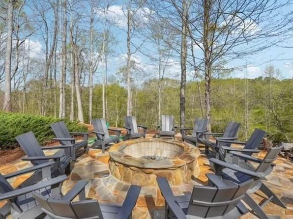 8710 Gilmer Ft, Ball Ground, GA 30107