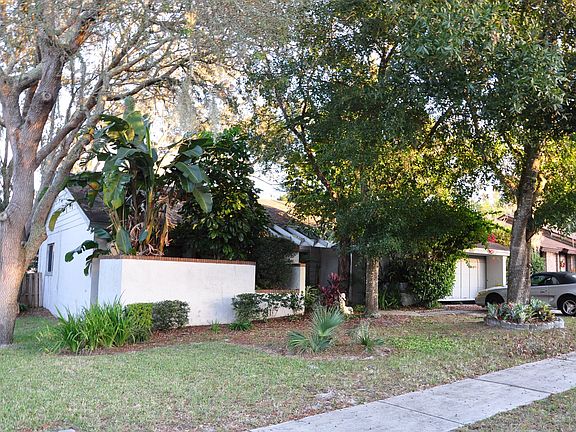 3rd image of 1651 Avalon Blvd