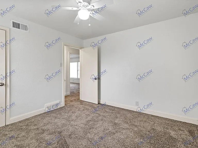 2802 Materhorn Dr — Photo 7