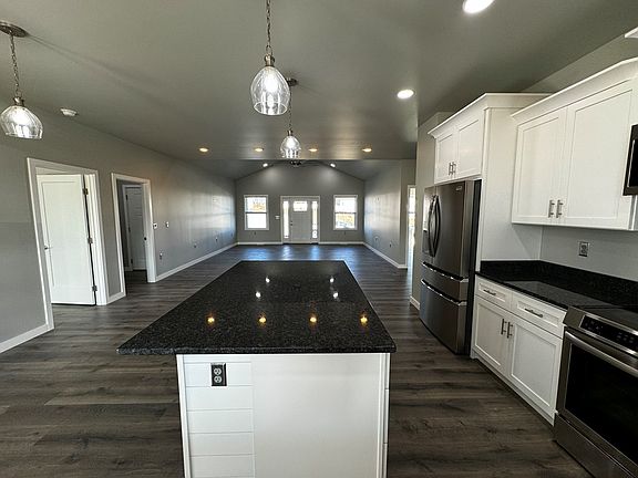 5th image of 2395 Mountain Reserve Dr