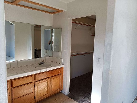 2nd image of 13383 Brianhead Ct