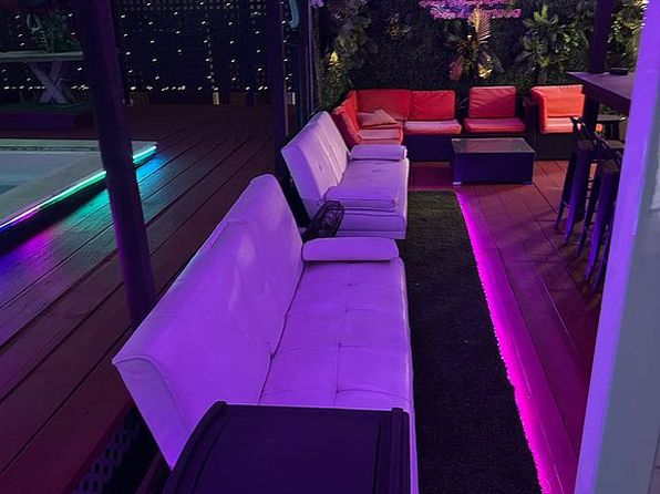 miami-florida-2057620878 picture