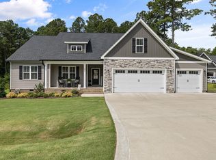 239 Ravens Row Dr, Benson, NC 27504