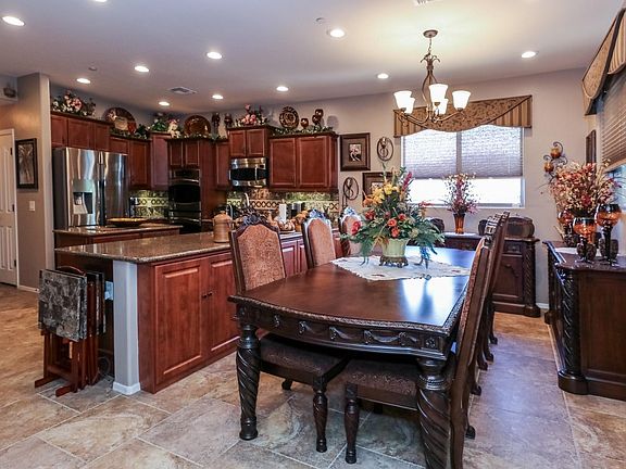 4th image of 623 W Sonatina Ln