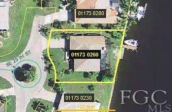 2nd image of 2047 SE 29th St