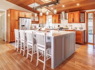 8 Hadley Pl, Hadley, MA 01035