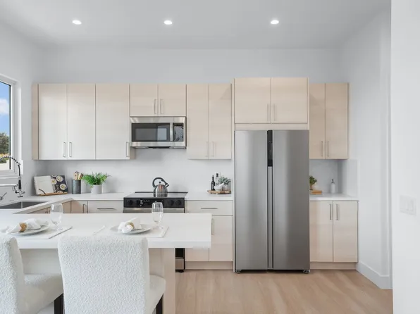 BUR, 1722 Burton St #1730-2, San Diego, CA 92111