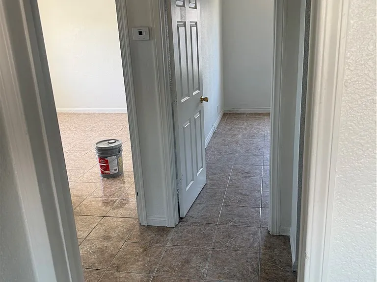 530 E Oakey Blvd #C — Photo 5