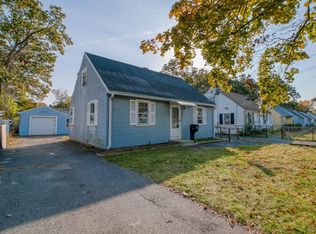 51 Pheland St, Springfield, MA 01109