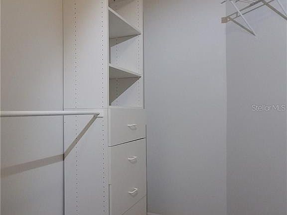 walk-in closet