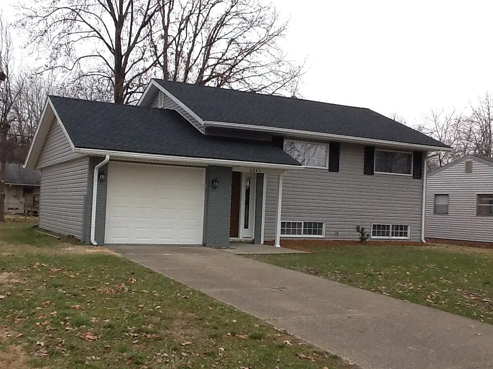 3641 Tremont Rd photo 1