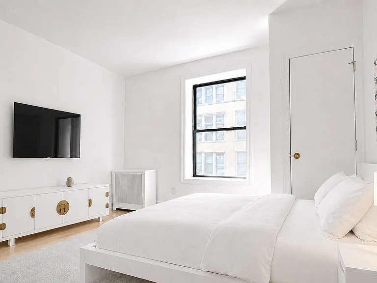 209 W 97th St #3C — Photo 4