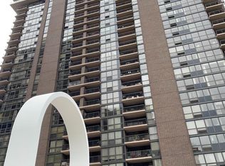 241 S 6th St APT 802B, Philadelphia, PA 19106
