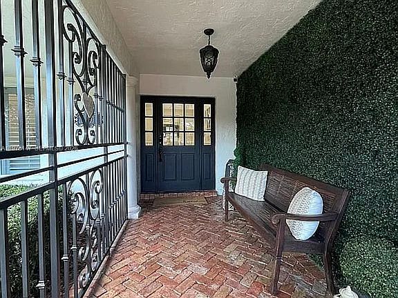 4th image of 8801 SW 124th St