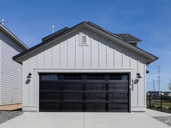 4256 E Kalinga St, Meridian, ID 83642