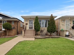7051 W 63rd Pl, Chicago, IL 60638