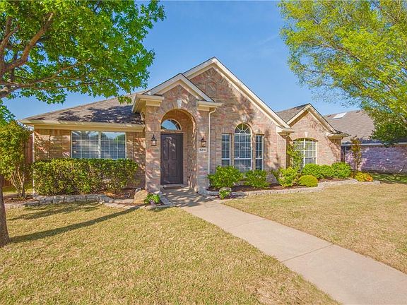 2nd image of 5216 Vineyard Ln