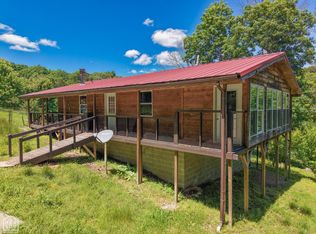 500 Pine Grove Ln, Marshall, AR 72650