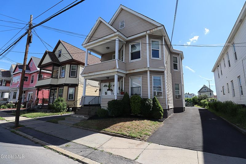 2nd image of 1247-49 Crane Street