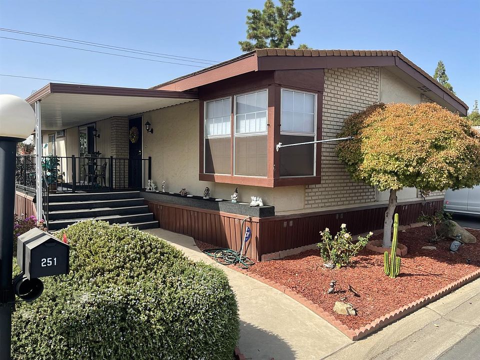 1st image of 2706 W Ashlan Ave Space 251