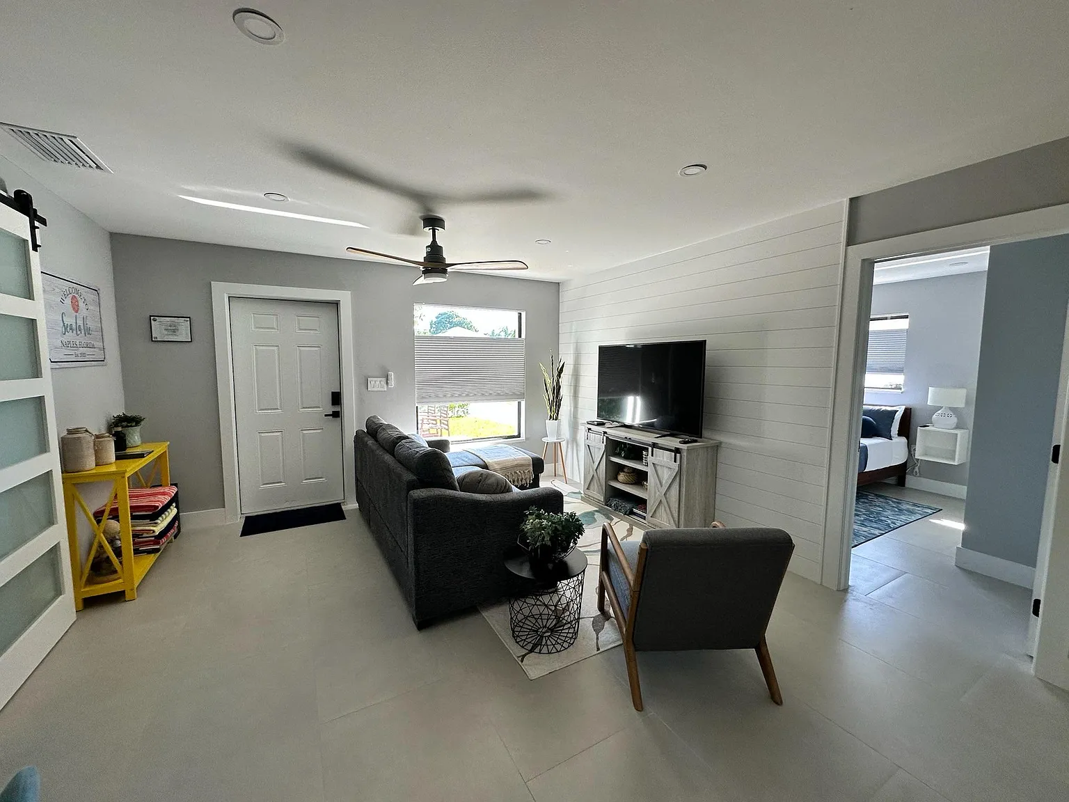 3 bed, 1020 sqft, $2,990 — Photo 4