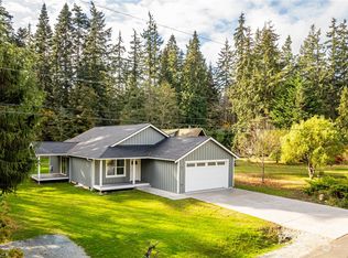 1701 Hemlock Dr, Camano Island, WA 98282