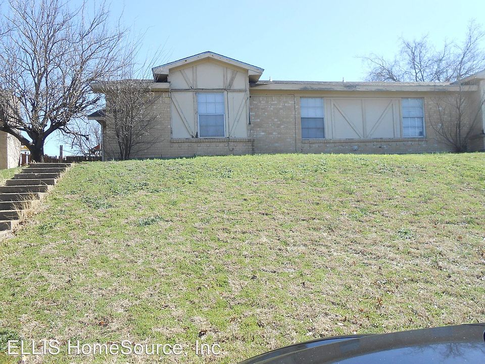 1st image of 8840 Hidden Hill Dr