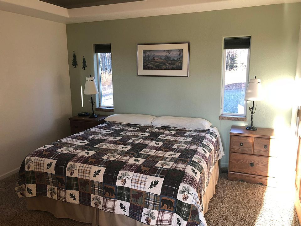 King Sized Bed in Cottage