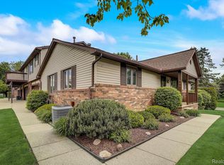 2298 London Bridge Dr UNIT 56, Rochester Hills, MI 48307