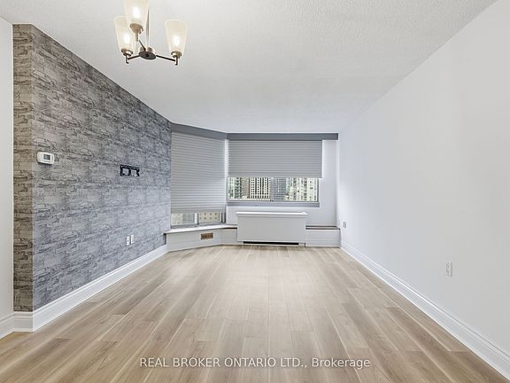 5th image of 25 Fairview Rd W #1103