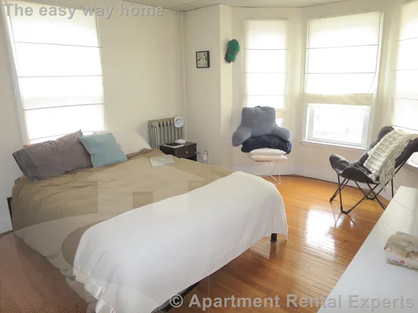 143 Orchard St, Somerville, MA