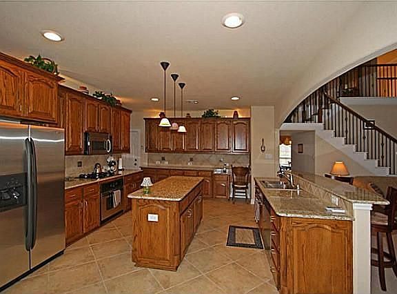 5th image of 708 Harlequin Dr