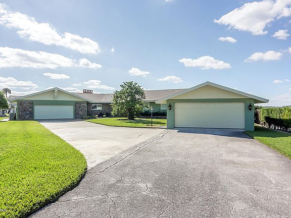 2nd image of 3336 Shamrock Dr