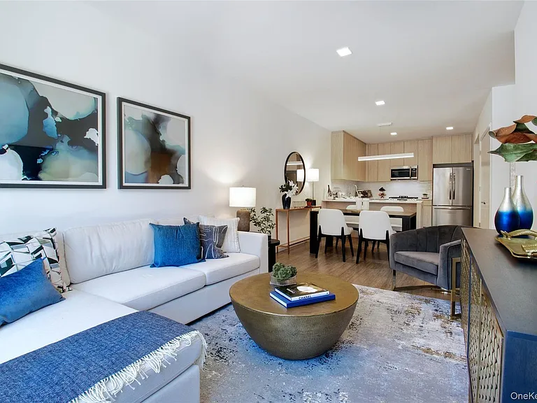 333 Warner Ave #105 — Photo 4