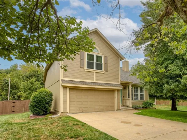 1814 S 105th Ter, Edwardsville, KS 66111