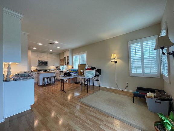 4th image of 1263 Avenida Amistad