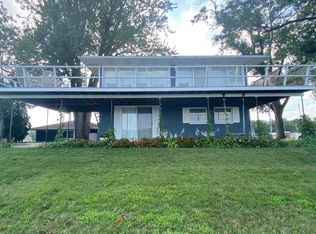 162 Abel Dr, Guttenberg, IA 52052