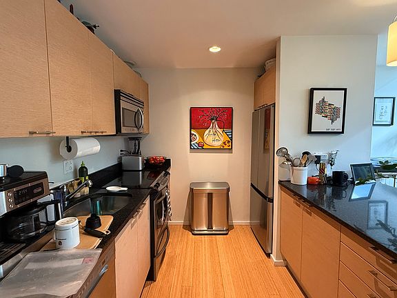 5th image of 1 Earhart St Unit 111