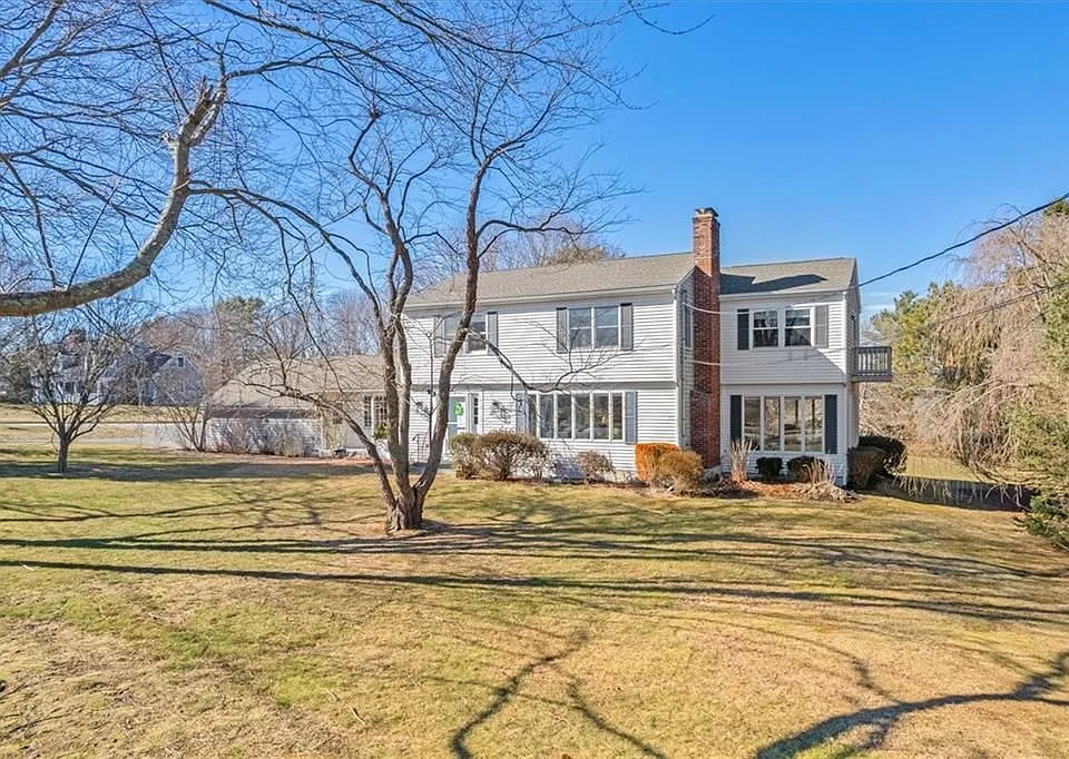 98 Hargraves Dr