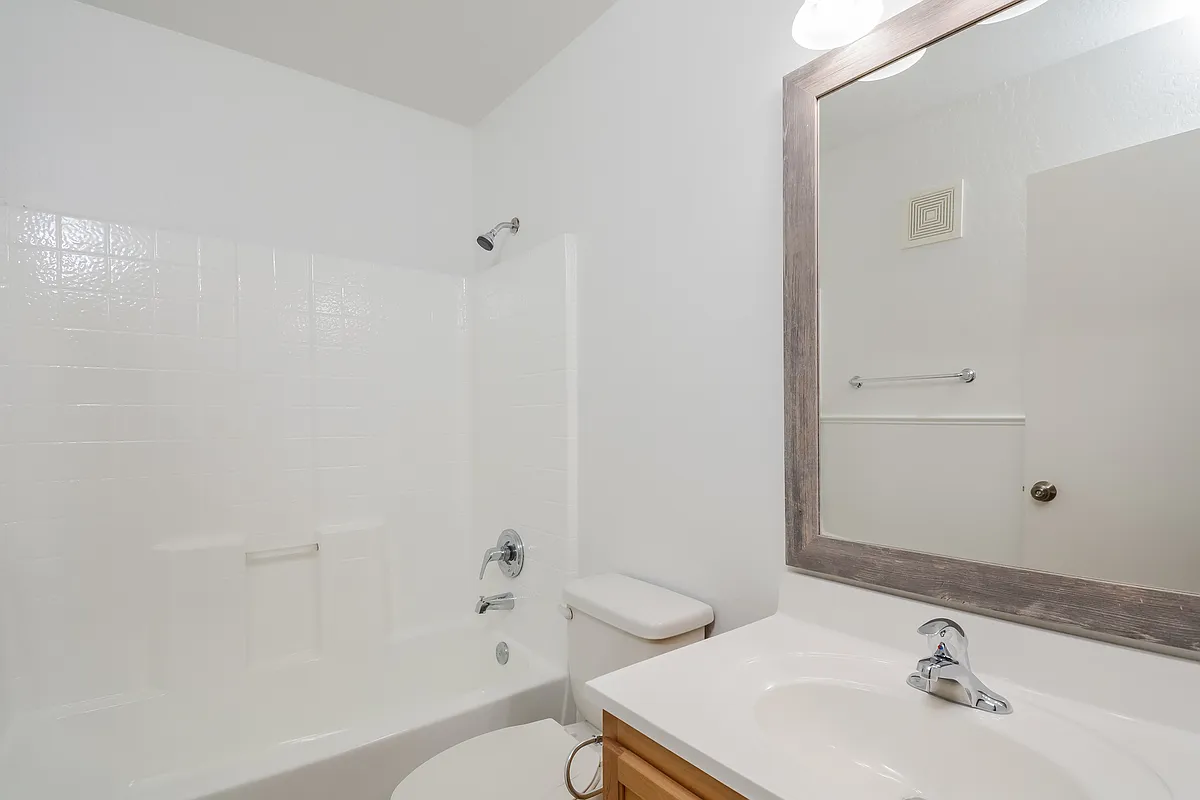 Building Photo - 12621 W Cherry Hills Dr