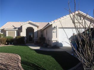 1074 W Desert View Ln, Bullhead City, AZ 86429