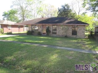 12260 Strauss Dr, Baton Rouge, LA 70811