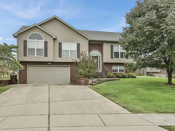 2nd image of 2239 Sunrise Cir