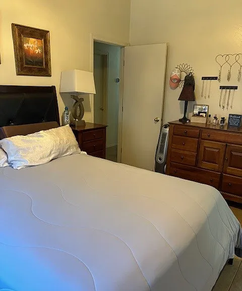 901 E Monona Dr — Photo 3