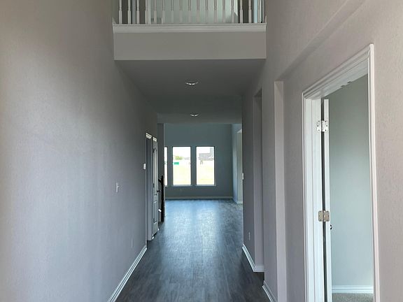3rd image of 14109 Pennington Ln