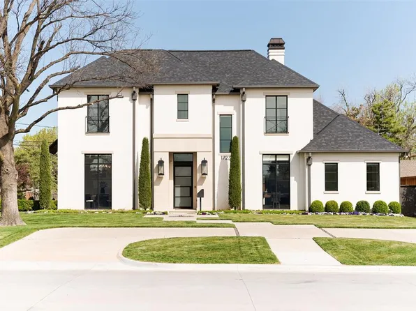 1723 Huntington Ave, Nichols Hills, OK 73116