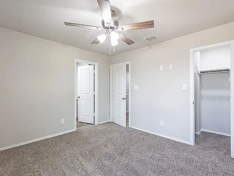 169 Damon Dr — Photo 17