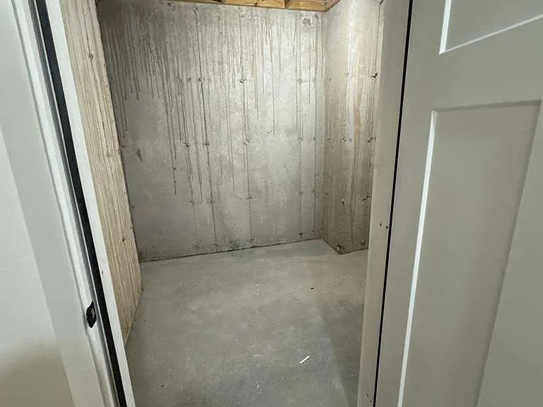 4589 W Hiddleston Dr — Photo 4